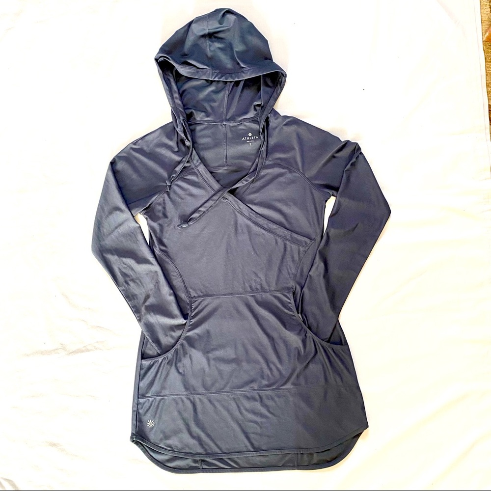 Athleta mid thigh length light weight hoodie Small